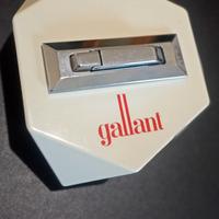 Accendino da tavolo "Colibrì" per gallant, vintage