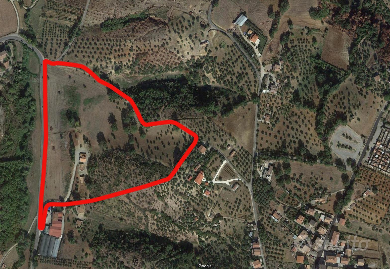 Terreno agricolo + villa + annessi rustici - Vista 2