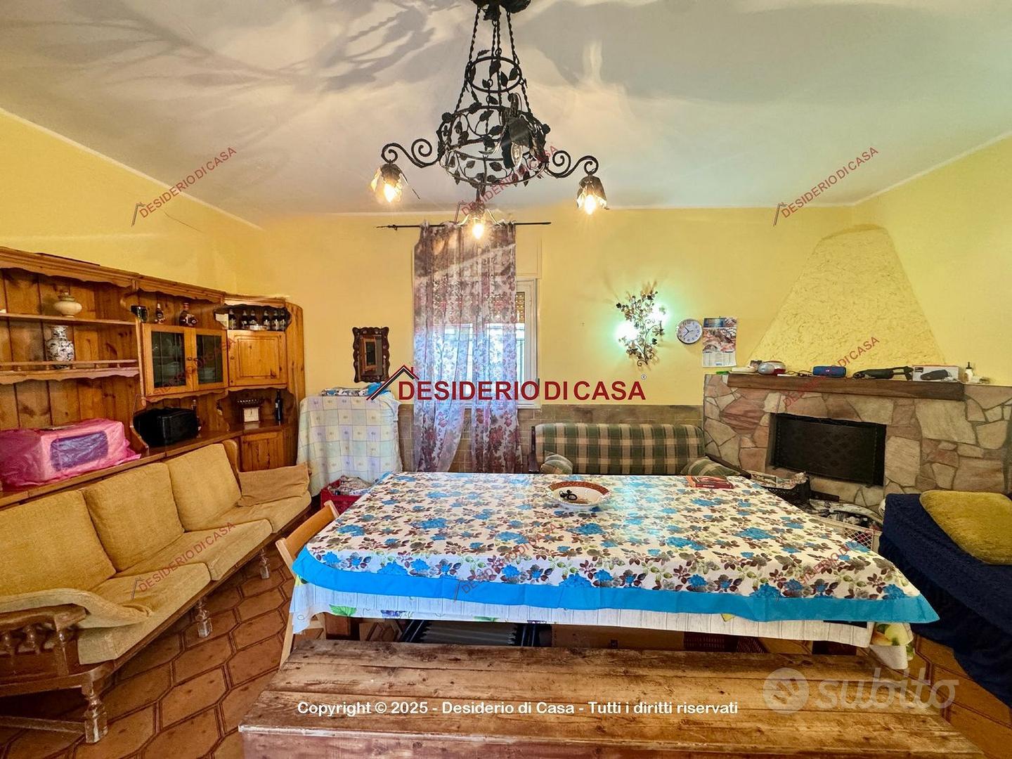 Casa, Santa Cristina Gela. - Altro