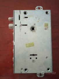 Serratura elettronica Cisa per porta blindata