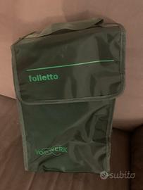 Sacca, ricambi scopa, panni, detergente Folletto