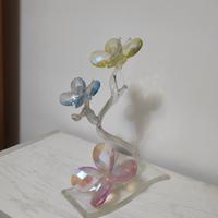 Ramo di cristallo con farfalle 