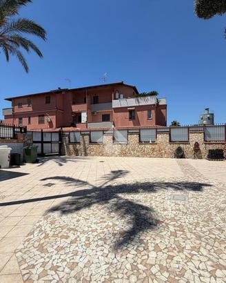 VILLA A SCHIERA A VILLARICCA