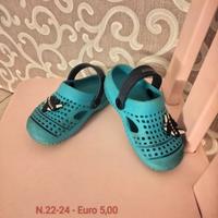 Ciabatte da piscina o mare N.22-24 Euro 5,00
