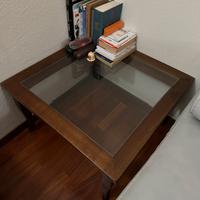 Tavolino legno con piano di vetro