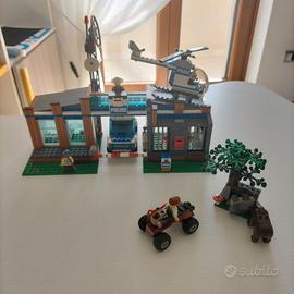 LEGO City 4440 - Stazione di Polizia LEGO City