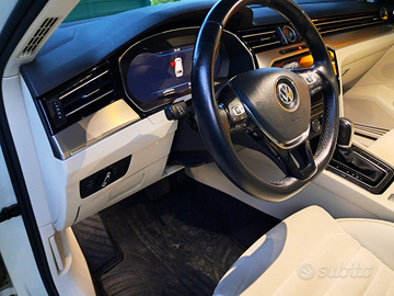 Passat Variant r-line