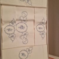 Lenzuola matrimoniali ricamate