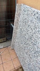 penisola  in granito