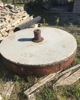 Base frantoio in granito