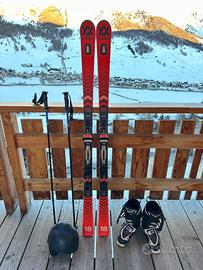 Attrezzatura da sci completa