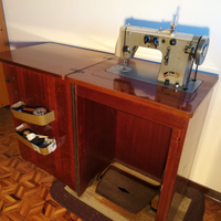 Macchina da cucire a pedale ATALA