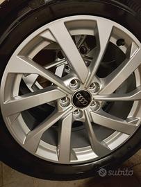 Gomme con cerchi in lega originali Audi A1