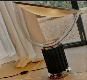 Flos – Lampada da tavolo Taccia nera PMMA