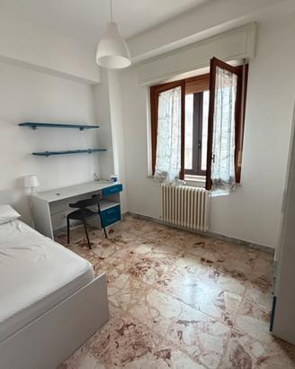 Mobili per stanzette complete con letto singolo