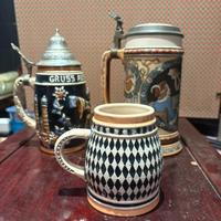 Boccali di birra tedeschi in ceramica