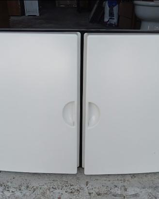 Armadietto in PVC di marca 