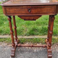 tavolino da lavoro fine 800