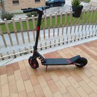 monopattino elettrico Aprilia esr2 