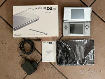 Nintendo DS Lite