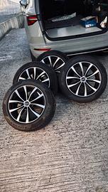 Gomme Pirelli e Cerchioni  MAX