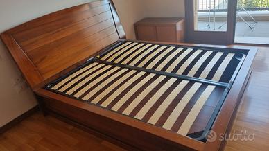 Letto matrimoniale in legno noce con rete a dog