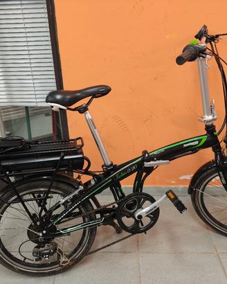 e-bike pieghevole 20" da barca o camper 