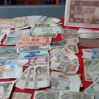 Ritiro monete e banconote