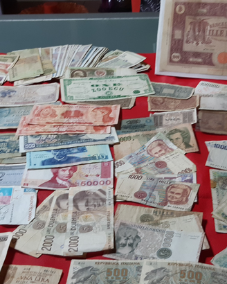 Ritiro monete e banconote