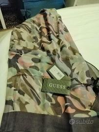 Foulard Guess