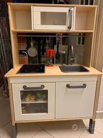 Cucina in legno IKEA