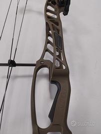 Hoyt Stratos