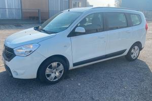 Dacia Lodgy Stepway 1.5 Blue dCi 8V 115CV 7 posti