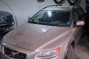Volvo XC70 D5 AWD Momentum  € 7.000 trattabili