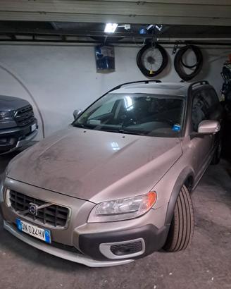 Volvo XC70 D5 AWD Momentum  € 7.000 trattabili