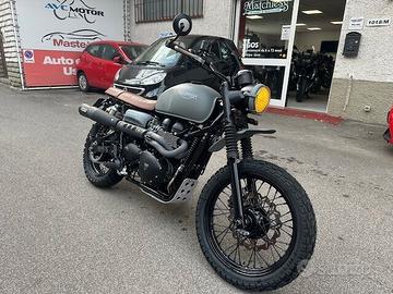 Triumph Scrambler 900 12/2017 KM.6852 Accessoriata