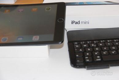 iPad mini 1^ gen. 16 GB Wi-Fi Celllar + tastiera