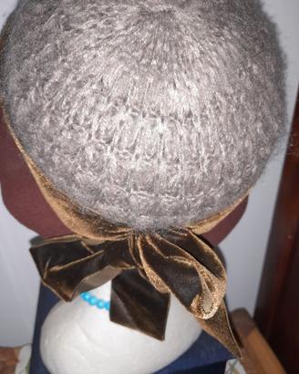 Cappello con fiocco "Kontessa"