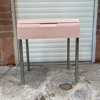 Sgabellino rosa Carrara e Matta sgabello vintage