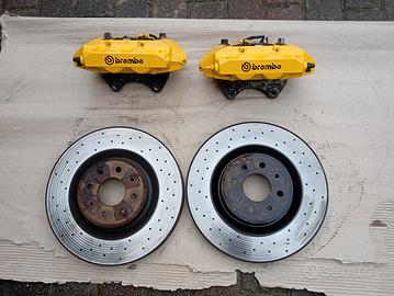 impianto frenante Brembo 305 Abarth 500/595 