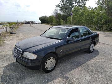 Mercedes C180 (1995)