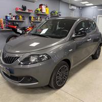 Lancia Ypsilon 1.0 FireFly 5 porte S&S Hybrid Ecoc