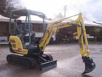 MiniEscavatore usato YANMAR SV17