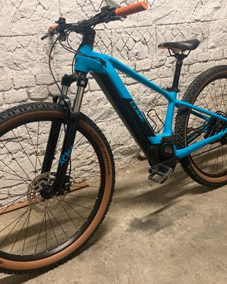 E-BIKE CUBE