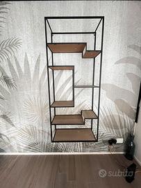 Libreria design metallo nero e legno