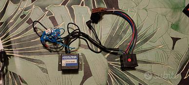 Interfaccia comandi al volante