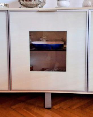 credenza in erfette condizioni