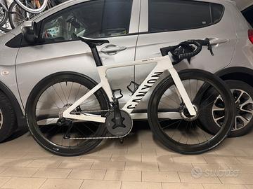 Canyon aeroad cf slx7