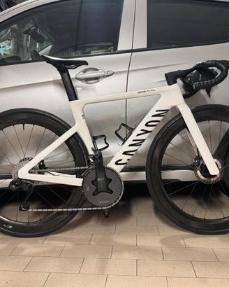 Canyon aeroad cf slx7