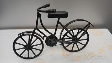 BICICLETTA DECORATIVA IN METALLO 